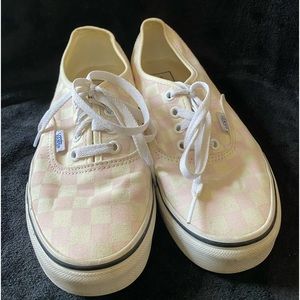 Vans - Men’s 6 Women’s 7.5. Light pink and white checkered
